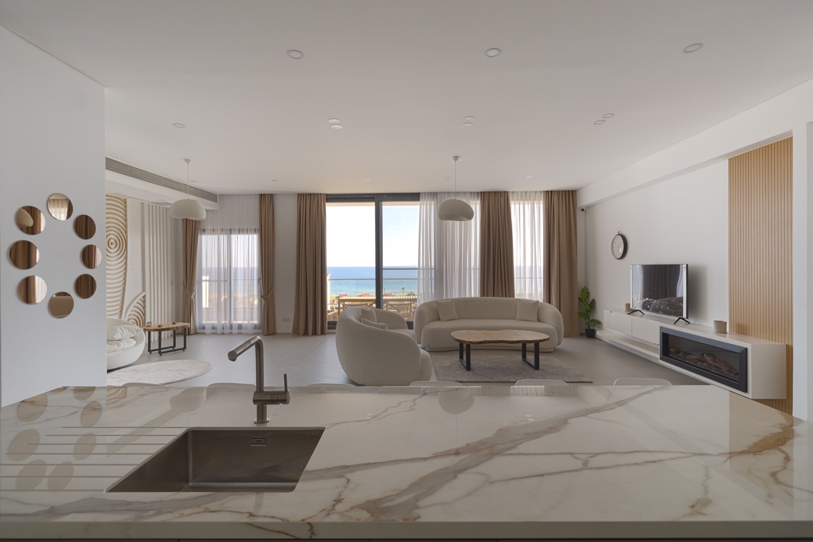 Show Room
